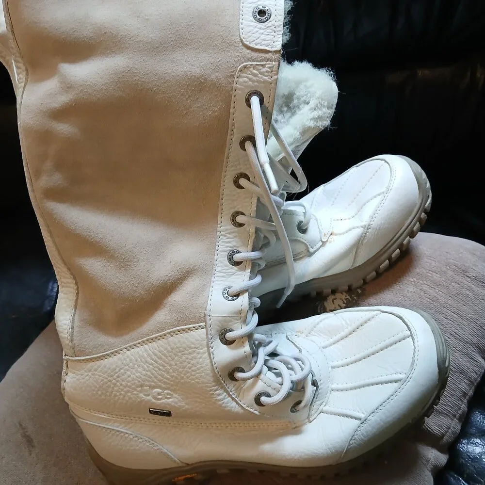 UGG Tall Adirondack Boot White - Picture 3 of 11